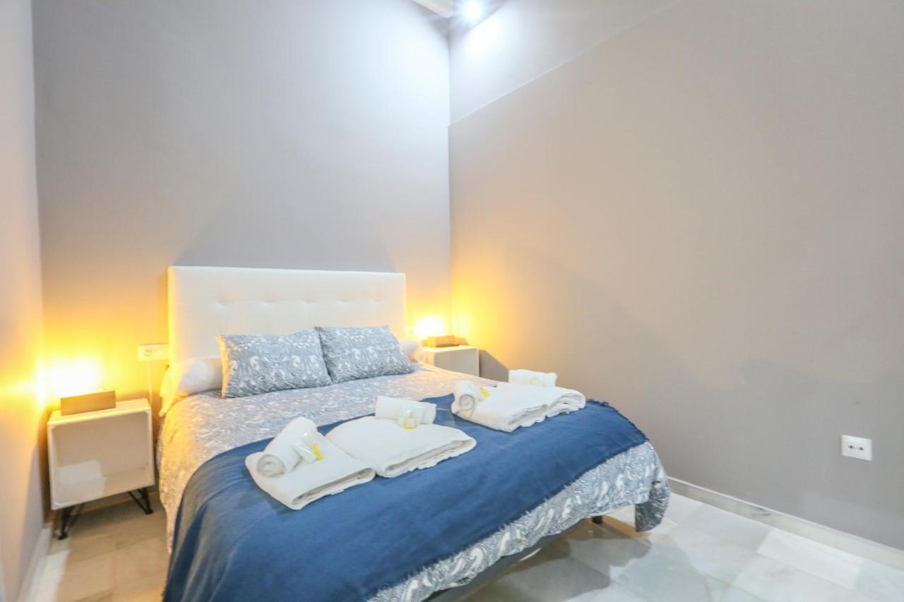 Apartamento Alfareria Севілья Екстер'єр фото