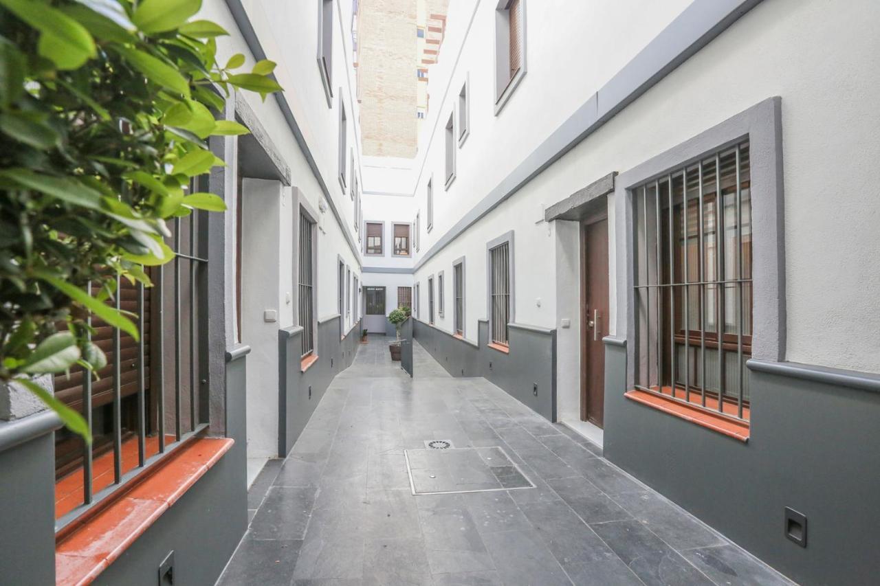 Apartamento Alfareria Севілья Екстер'єр фото